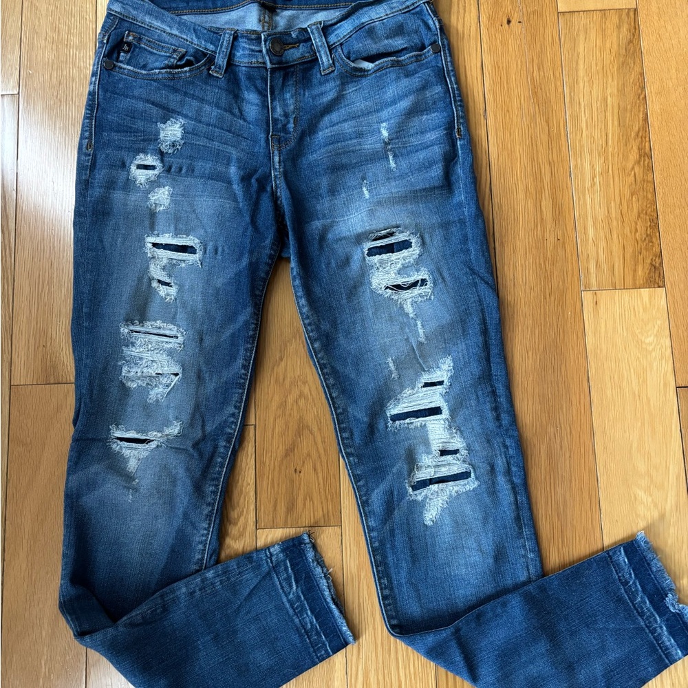 Judy Blue Size 7/28 Distressed Blue Jeans